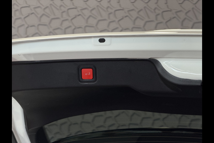 Fiat 600 1.2 HYBRID LA PRIMA LEER MASSAGE ELEK.STOEL CAMERA CARPLAY ADAP.CRUISE STOELVERW. ELEK.KLEP 18''LMV ✅ Top Auto Fiat Wijchen , 30 Jaar ervaring in Fiat , Wij leveren de : Icon / La Prima / Pop / Sport . Urban / Benzine / Hybrid . Met Fabrieksgarantie ✅