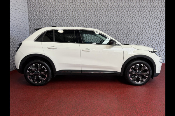 Fiat 600 1.2 HYBRID LA PRIMA LEER MASSAGE ELEK.STOEL CAMERA CARPLAY ADAP.CRUISE STOELVERW. ELEK.KLEP 18''LMV ✅ Top Auto Fiat Wijchen , 30 Jaar ervaring in Fiat , Wij leveren de : Icon / La Prima / Pop / Sport . Urban / Benzine / Hybrid . Met Fabrieksgarantie ✅