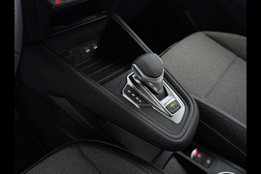 Renault Captur 1.3 160 PK 18''LMV STOEL/STUUR .VERW PURE VISION 4 CIL CAMERA LED 10'' R-LINK NAVI 2025 EDC-automaat (Efficiënt Dual Clutch) 7 Versnellingen 1200KG Trekgewicht ✅Top Auto's Wijchen✅ 170 Nieuwe en bijna nieuwe Auto's met : Benzine /  PHEV / Plug in hybrid / Hybrid / Mild hybrid / HEV / Keuze uit Techno / Alpine  / E-Tech / E Tech / Evolution / Esprit