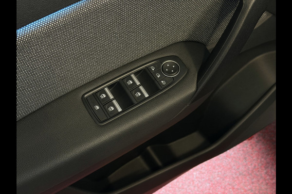 Renault Captur 1.3 160 PK 18''LMV STOEL/STUUR .VERW PURE VISION 4 CIL CAMERA LED 10'' R-LINK NAVI 2025 EDC-automaat (Efficiënt Dual Clutch) 7 Versnellingen 1200KG Trekgewicht ✅Top Auto's Wijchen✅ 170 Nieuwe en bijna nieuwe Auto's met : Benzine /  PHEV / Plug in hybrid / Hybrid / Mild hybrid / HEV / Keuze uit Techno / Alpine  / E-Tech / E Tech / Evolution / Esprit