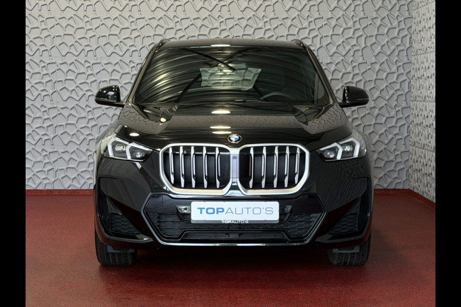 BMW X1 SDRIVE M-SPORT SHADOW LINE APPLE CARPLAY MATRIX LED ELEK.KLEP CRUISE LEER/ALCANTARA CAMERA M-SPORT INTERIEUR / EXTERIEUR ✅ Top Auto's. Al 30 Jaar uw Bmw Specialist in ,  BMW M / M Sport / PHEV / HEV / Hybrid / Mhev / 25e / 30e / xDrive25e // xDrive30e / sDrive18i / sDrive20i / sDrive23i ✅