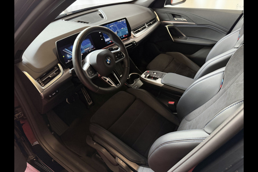 BMW X1 SDRIVE M-SPORT SHADOW LINE APPLE CARPLAY MATRIX LED ELEK.KLEP CRUISE LEER/ALCANTARA CAMERA M-SPORT INTERIEUR / EXTERIEUR ✅ Top Auto's. Al 30 Jaar uw Bmw Specialist in ,  BMW M / M Sport / PHEV / HEV / Hybrid / Mhev / 25e / 30e / xDrive25e // xDrive30e / sDrive18i / sDrive20i / sDrive23i ✅