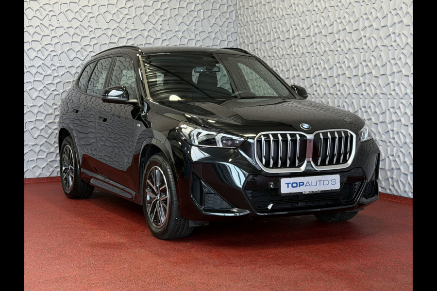 BMW X1 SDRIVE M-SPORT SHADOW LINE APPLE CARPLAY MATRIX LED ELEK.KLEP CRUISE LEER/ALCANTARA CAMERA M-SPORT INTERIEUR / EXTERIEUR ✅ Top Auto's. Al 30 Jaar uw Bmw Specialist in ,  BMW M / M Sport / PHEV / HEV / Hybrid / Mhev / 25e / 30e / xDrive25e // xDrive30e / sDrive18i / sDrive20i / sDrive23i ✅