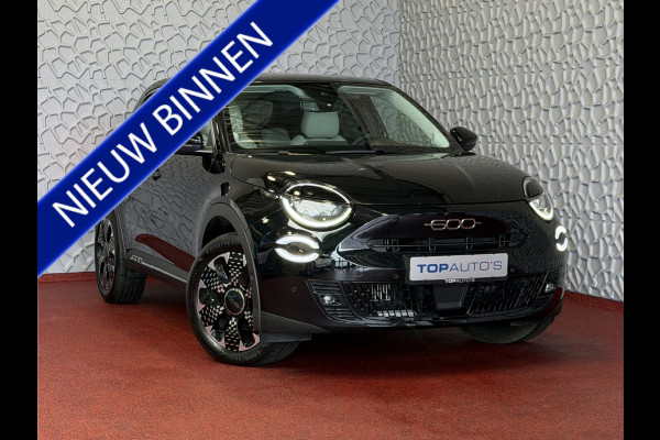 Fiat 600 1.2 HYBRID LA PRIMA CAMERA CARPLAY ADAP.CRUISE STOELVERW. ELEK.KLEP LEER MASSAGE ELEK.STOEL 18''LMV ✅ Top Auto Fiat Wijchen , 30 Jaar ervaring in Fiat , Wij leveren de : Icon / La Prima / Pop / Sport . Urban / Benzine / Hybrid . Met Fabrieksgarantie ✅