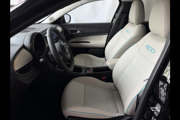 Fiat 600 1.2 HYBRID LA PRIMA CAMERA CARPLAY ADAP.CRUISE STOELVERW. ELEK.KLEP LEER MASSAGE ELEK.STOEL 18''LMV ✅ Top Auto Fiat Wijchen , 30 Jaar ervaring in Fiat , Wij leveren de : Icon / La Prima / Pop / Sport . Urban / Benzine / Hybrid . Met Fabrieksgarantie ✅