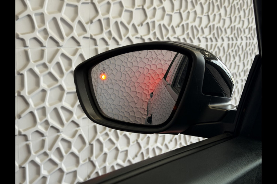 Fiat 600 1.2 HYBRID LA PRIMA CAMERA CARPLAY ADAP.CRUISE STOELVERW. ELEK.KLEP LEER MASSAGE ELEK.STOEL 18''LMV ✅ Top Auto Fiat Wijchen , 30 Jaar ervaring in Fiat , Wij leveren de : Icon / La Prima / Pop / Sport . Urban / Benzine / Hybrid . Met Fabrieksgarantie ✅