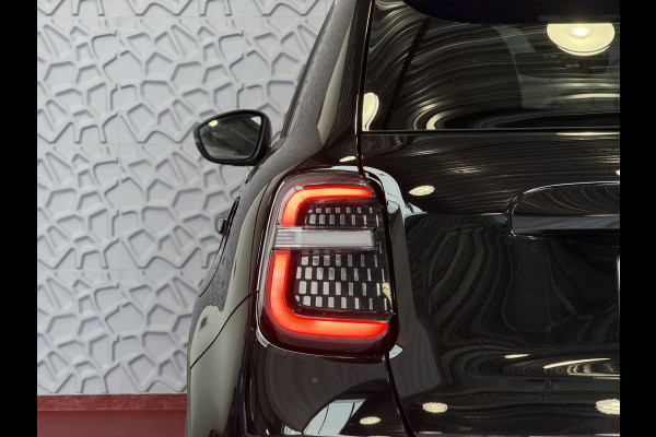 Fiat 600 1.2 HYBRID LA PRIMA CAMERA CARPLAY ADAP.CRUISE STOELVERW. ELEK.KLEP LEER MASSAGE ELEK.STOEL 18''LMV ✅ Top Auto Fiat Wijchen , 30 Jaar ervaring in Fiat , Wij leveren de : Icon / La Prima / Pop / Sport . Urban / Benzine / Hybrid . Met Fabrieksgarantie ✅