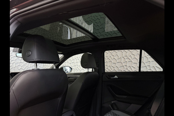 Volkswagen T-Roc 1.5 TSI 150PK R-LINE EVO IQ LIGHT PANO ALCANTARA ELEK.KLEP CARPLAY STOEL/STUUR VERW. 19"LMV VIR.COCKPIT 06/25 ✅Top Auto's Wijchen , 30 Jaar Specialist in Volkswagen  : Alle Type's : R-Line Edition / Style / First Edition / Highline / Life , Zowel PHEV / HEV / MHEV / Benzine ✅