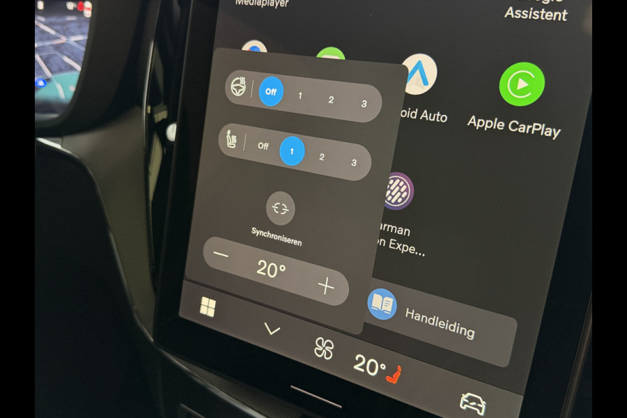 Volvo XC60 2.0 T6 AWD PLUS BLACK EDITION NIEUWSTE MODEL SCHUIFDAK HARMAN KARDON LEER PHEV Plug in Hybrid ✅ Top Auto's Wijchen ,  Altijd een Ruim aanbod van Volvo's i  BUSINESS / CORE / BRIGHT / DARK / ULTRA DARK / PLUS DARK / BLACK EDITION  / ESSENTIAL / T6 / T8 ✅