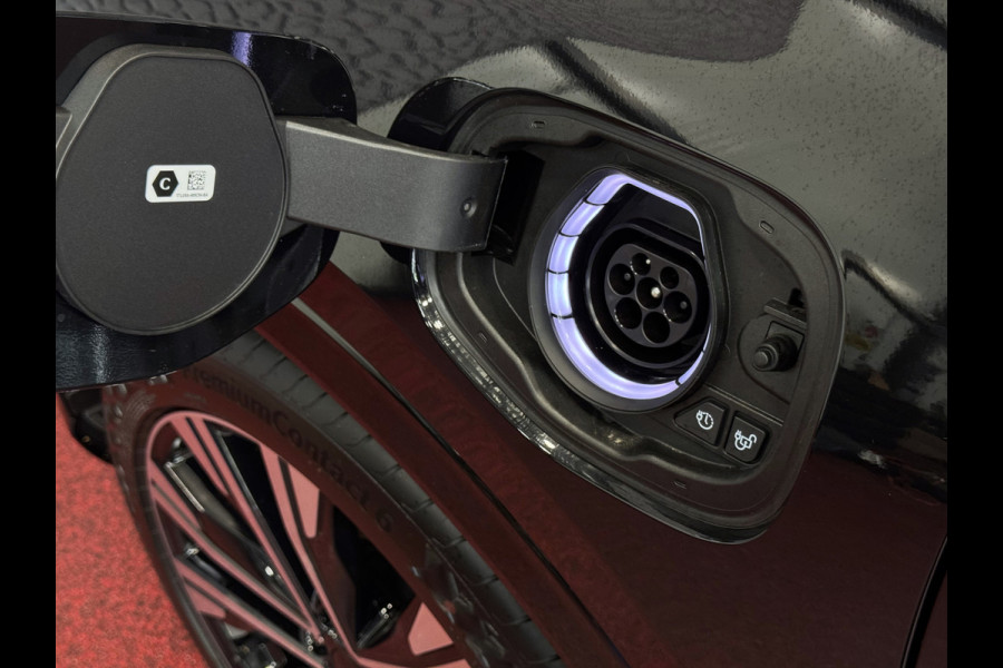 Ford Kuga 2.5 PHEV 243 PK ST-LINE X 2026 SCHUIFDAK 20''LMV HAAK B&O ELEK.STOEL STOEL/STUUR/RUIT VERW. 360.CAM phev ✅ Ford Wijchen / Al 30 Jaar verkoop van Ford  In Nederland / Wij leveren Nieuwe en Bijna nieuwe Ford's / Zowel : ST-Line X / St-Line / Titanium / Sound Edtioion / Active / Graphite Tech Editi