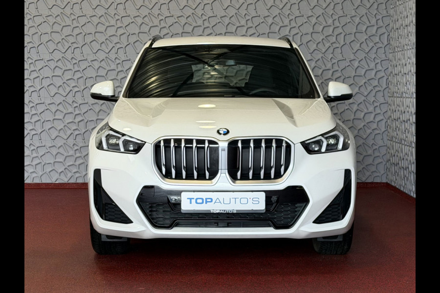 BMW X1 SDRIVE M-SPORT SHADOW LINE NAVI LED ELEK.KLEP ADAP.CRUISE LEER/ALCANTARA CAMERA M-SPORT INTERIEUR / EXTERIEUR ✅ Top Auto's. Al 30 Jaar uw Bmw Specialist in ,  BMW M / M Sport / PHEV / HEV / Hybrid / Mhev / 25e / 30e / xDrive25e // xDrive30e / sDrive18i / sDrive20i / sDrive23i ✅