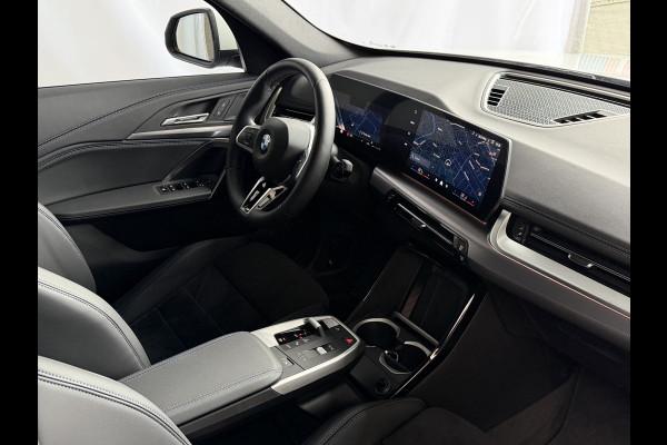 BMW X1 SDRIVE M-SPORT SHADOW LINE NAVI LED ELEK.KLEP ADAP.CRUISE LEER/ALCANTARA CAMERA M-SPORT INTERIEUR / EXTERIEUR ✅ Top Auto's. Al 30 Jaar uw Bmw Specialist in ,  BMW M / M Sport / PHEV / HEV / Hybrid / Mhev / 25e / 30e / xDrive25e // xDrive30e / sDrive18i / sDrive20i / sDrive23i ✅