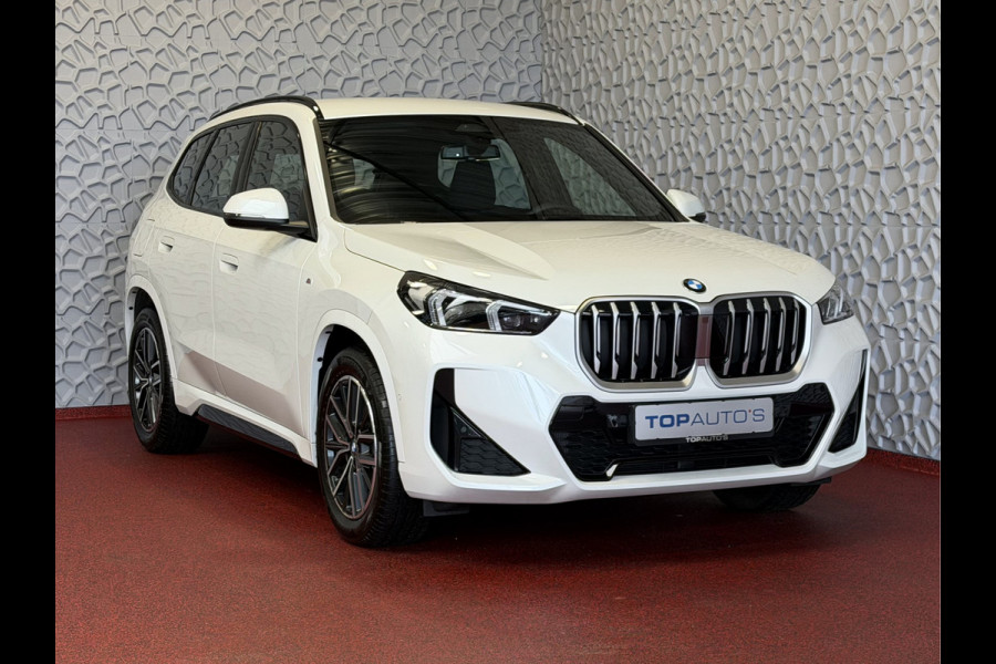 BMW X1 SDRIVE M-SPORT SHADOW LINE NAVI LED ELEK.KLEP ADAP.CRUISE LEER/ALCANTARA CAMERA M-SPORT INTERIEUR / EXTERIEUR ✅ Top Auto's. Al 30 Jaar uw Bmw Specialist in ,  BMW M / M Sport / PHEV / HEV / Hybrid / Mhev / 25e / 30e / xDrive25e // xDrive30e / sDrive18i / sDrive20i / sDrive23i ✅