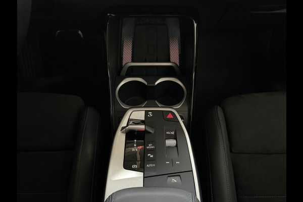 BMW X1 SDRIVE M-SPORT SHADOW LINE NAVI LED ELEK.KLEP CRUISE LEER/ALCANTARA CAMERA M-SPORT INTERIEUR / EXTERIEUR ✅ Top Auto's. Al 30 Jaar uw Bmw Specialist in ,  BMW M / M Sport / PHEV / HEV / Hybrid / Mhev / 25e / 30e / xDrive25e // xDrive30e / sDrive18i / sDrive20i / sDrive23i ✅