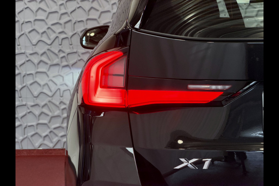 BMW X1 SDRIVE M-SPORT SHADOW LINE NAVI LED ELEK.KLEP CRUISE LEER/ALCANTARA CAMERA M-SPORT INTERIEUR / EXTERIEUR ✅ Top Auto's. Al 30 Jaar uw Bmw Specialist in ,  BMW M / M Sport / PHEV / HEV / Hybrid / Mhev / 25e / 30e / xDrive25e // xDrive30e / sDrive18i / sDrive20i / sDrive23i ✅