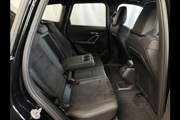 BMW X1 SDRIVE M-SPORT SHADOW LINE NAVI LED ELEK.KLEP CRUISE LEER/ALCANTARA CAMERA M-SPORT INTERIEUR / EXTERIEUR ✅ Top Auto's. Al 30 Jaar uw Bmw Specialist in ,  BMW M / M Sport / PHEV / HEV / Hybrid / Mhev / 25e / 30e / xDrive25e // xDrive30e / sDrive18i / sDrive20i / sDrive23i ✅