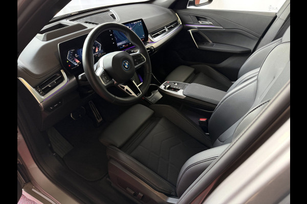 BMW X1 XDRIVE 25E M-SPORT LED PANO.SCHUIFDAK HEADUP ELEK.KLEP NAVI 360.CAM STOELVERW M-SHADOW LINE ELEK.STOEL ZWARTE.HEMEL 06/2025 PHEV PLUG IN HYBRID AWD 4X4 4WD ✅ Top Auto's. Al 30 Jaar uw Bmw Specialist in ,  BMW M / M Sport / PHEV / HEV / Hybrid / Mhev / 25e / 30e / xDrive25e // xDrive30e / sDrive18i / sDrive20i / sDrive23i ✅
