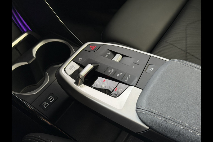 BMW X1 XDRIVE 25E M-SPORT LED PANO.SCHUIFDAK HEADUP ELEK.KLEP NAVI 360.CAM STOELVERW M-SHADOW LINE ELEK.STOEL ZWARTE.HEMEL 06/2025 PHEV PLUG IN HYBRID AWD 4X4 4WD ✅ Top Auto's. Al 30 Jaar uw Bmw Specialist in ,  BMW M / M Sport / PHEV / HEV / Hybrid / Mhev / 25e / 30e / xDrive25e // xDrive30e / sDrive18i / sDrive20i / sDrive23i ✅