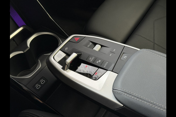 BMW X1 XDRIVE 25E M-SPORT LED PANO.SCHUIFDAK HEADUP ELEK.KLEP NAVI 360.CAM STOELVERW M-SHADOW LINE ELEK.STOEL ZWARTE.HEMEL 06/2025 PHEV PLUG IN HYBRID AWD 4X4 4WD ✅ Top Auto's. Al 30 Jaar uw Bmw Specialist in ,  BMW M / M Sport / PHEV / HEV / Hybrid / Mhev / 25e / 30e / xDrive25e // xDrive30e / sDrive18i / sDrive20i / sDrive23i ✅