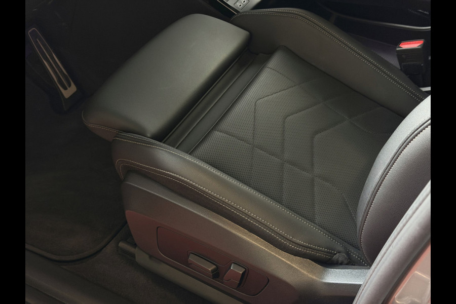 BMW X1 XDRIVE 25E M-SPORT LED PANO.SCHUIFDAK HEADUP ELEK.KLEP NAVI 360.CAM STOELVERW M-SHADOW LINE ELEK.STOEL ZWARTE.HEMEL 06/2025 PHEV PLUG IN HYBRID AWD 4X4 4WD ✅ Top Auto's. Al 30 Jaar uw Bmw Specialist in ,  BMW M / M Sport / PHEV / HEV / Hybrid / Mhev / 25e / 30e / xDrive25e // xDrive30e / sDrive18i / sDrive20i / sDrive23i ✅