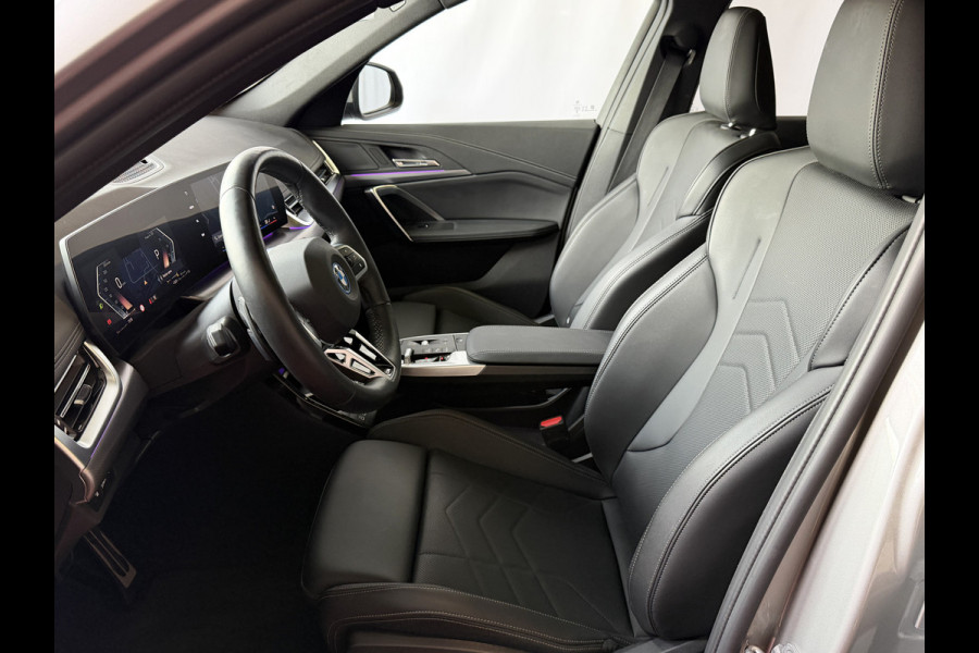 BMW X1 XDRIVE 25E M-SPORT LED PANO.SCHUIFDAK HEADUP ELEK.KLEP NAVI 360.CAM STOELVERW M-SHADOW LINE ELEK.STOEL ZWARTE.HEMEL 06/2025 PHEV PLUG IN HYBRID AWD 4X4 4WD ✅ Top Auto's. Al 30 Jaar uw Bmw Specialist in ,  BMW M / M Sport / PHEV / HEV / Hybrid / Mhev / 25e / 30e / xDrive25e // xDrive30e / sDrive18i / sDrive20i / sDrive23i ✅