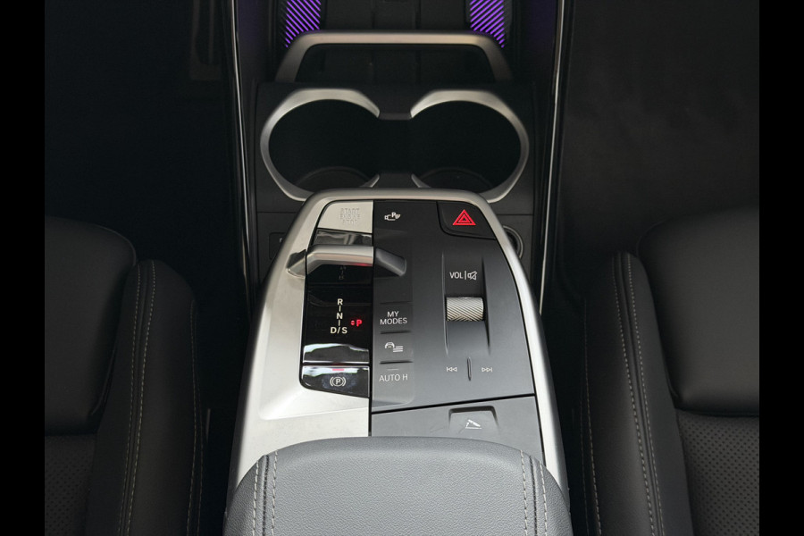 BMW X1 XDRIVE 25E M-SPORT LED PANO.SCHUIFDAK HEADUP ELEK.KLEP NAVI 360.CAM STOELVERW M-SHADOW LINE ELEK.STOEL ZWARTE.HEMEL 06/2025 PHEV PLUG IN HYBRID AWD 4X4 4WD ✅ Top Auto's. Al 30 Jaar uw Bmw Specialist in ,  BMW M / M Sport / PHEV / HEV / Hybrid / Mhev / 25e / 30e / xDrive25e // xDrive30e / sDrive18i / sDrive20i / sDrive23i ✅