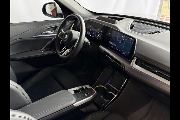 BMW X1 XDRIVE 25E M-SPORT LED PANO.SCHUIFDAK HEADUP ELEK.KLEP NAVI 360.CAM STOELVERW M-SHADOW LINE ELEK.STOEL ZWARTE.HEMEL 06/2025 PHEV PLUG IN HYBRID AWD 4X4 4WD ✅ Top Auto's. Al 30 Jaar uw Bmw Specialist in ,  BMW M / M Sport / PHEV / HEV / Hybrid / Mhev / 25e / 30e / xDrive25e // xDrive30e / sDrive18i / sDrive20i / sDrive23i ✅