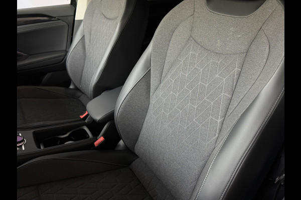 Volkswagen Tiguan 1.5 TSI BENZINE AUTO ZONDER STEKKER 150PK DSG ✅ NIEUWE AUTO✅ TREKHAAK IQ.LED CARPLAY NAVI ELEK.KLEP STOEL/STUUR VERW LED 10/2025 BENZINE ✅Top Auto's Wijchen , 30 Jaar Specialist in Volkswagen  : Alle Type's : R-Line Edition / Style / First Edition / Highline / Life , Zowel PHEV / HEV / MHEV / Benzine ✅