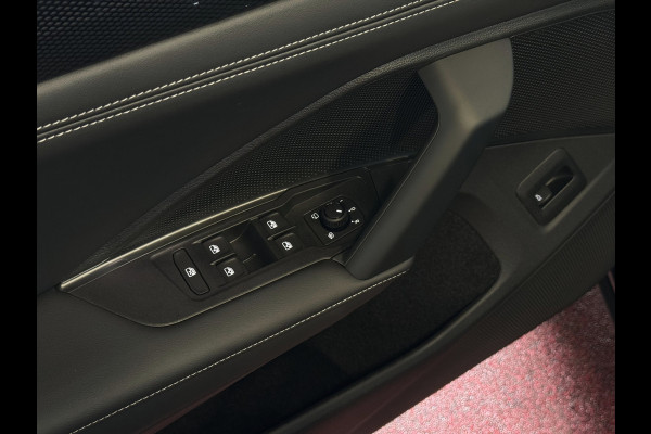 Volkswagen Tiguan 1.5 TSI BENZINE AUTO ZONDER STEKKER 150PK DSG ✅ NIEUWE AUTO✅ TREKHAAK IQ.LED CARPLAY NAVI ELEK.KLEP STOEL/STUUR VERW LED 10/2025 BENZINE ✅Top Auto's Wijchen , 30 Jaar Specialist in Volkswagen  : Alle Type's : R-Line Edition / Style / First Edition / Highline / Life , Zowel PHEV / HEV / MHEV / Benzine ✅