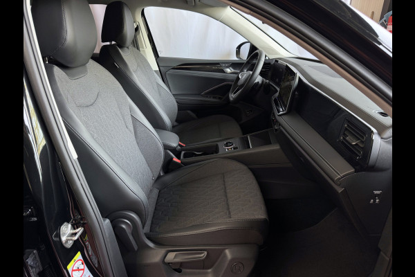 Volkswagen Tiguan 1.5 TSI BENZINE AUTO ZONDER STEKKER 150PK DSG ✅ NIEUWE AUTO✅ TREKHAAK IQ.LED CARPLAY NAVI ELEK.KLEP STOEL/STUUR VERW LED 10/2025 BENZINE ✅Top Auto's Wijchen , 30 Jaar Specialist in Volkswagen  : Alle Type's : R-Line Edition / Style / First Edition / Highline / Life , Zowel PHEV / HEV / MHEV / Benzine ✅