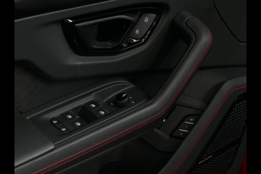 Lamborghini Urus S 4.0 V8 S 666 PK BTW ALLE OPTIES B&O CARBON PACK PANO 23'' KERAMISCH PPF MASSAGE STOELVENTILATIE STOEL/STUUR VERW BLACK PACK CA