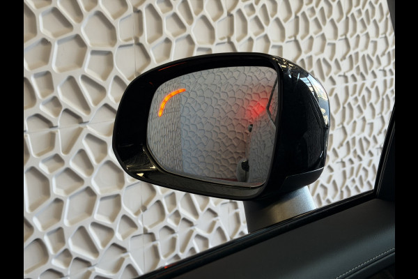 Volvo XC90 2.0 T8 456 PK PHEV AWD 7P BLACK EDITION PLUS LUCHTVERING SCHUIFDAK STOEL/STUUR.VERW ELEK.TREKHAAK HARMAN KARDON PANORAMA STANDKACHEL HEADUP ✅ Top Auto's Wijchen ,  Altijd een Ruim aanbod van Volvo's i  BUSINESS / CORE / BRIGHT / DARK / ULTRA DARK / PLUS DARK / BLACK EDITION  / ESSENTIAL / T6 / T8 ✅