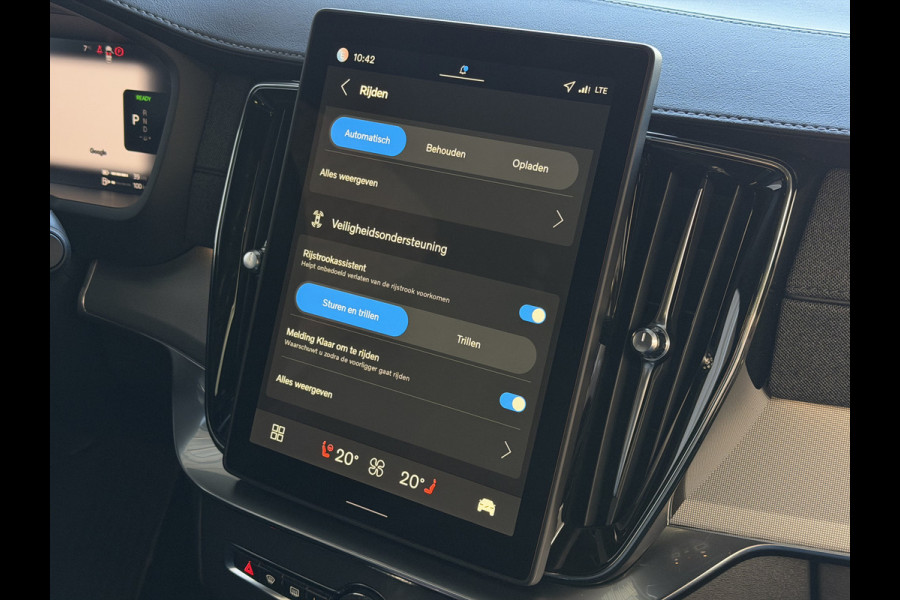 Volvo XC90 2.0 T8 456 PK PHEV AWD 7P BLACK EDITION PLUS LUCHTVERING SCHUIFDAK STOEL/STUUR.VERW ELEK.TREKHAAK HARMAN KARDON PANORAMA STANDKACHEL HEADUP ✅ Top Auto's Wijchen ,  Altijd een Ruim aanbod van Volvo's i  BUSINESS / CORE / BRIGHT / DARK / ULTRA DARK / PLUS DARK / BLACK EDITION  / ESSENTIAL / T6 / T8 ✅