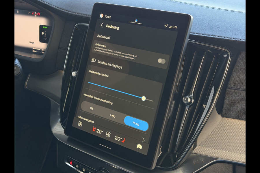 Volvo XC90 2.0 T8 456 PK PHEV AWD 7P BLACK EDITION PLUS LUCHTVERING SCHUIFDAK STOEL/STUUR.VERW ELEK.TREKHAAK HARMAN KARDON PANORAMA STANDKACHEL HEADUP ✅ Top Auto's Wijchen ,  Altijd een Ruim aanbod van Volvo's i  BUSINESS / CORE / BRIGHT / DARK / ULTRA DARK / PLUS DARK / BLACK EDITION  / ESSENTIAL / T6 / T8 ✅