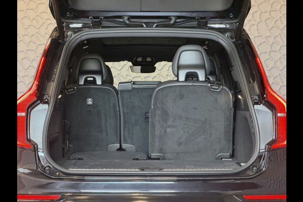 Volvo XC90 2.0 T8 456 PK PHEV AWD 7P BLACK EDITION PLUS LUCHTVERING SCHUIFDAK STOEL/STUUR.VERW ELEK.TREKHAAK HARMAN KARDON PANORAMA STANDKACHEL HEADUP ✅ Top Auto's Wijchen ,  Altijd een Ruim aanbod van Volvo's i  BUSINESS / CORE / BRIGHT / DARK / ULTRA DARK / PLUS DARK / BLACK EDITION  / ESSENTIAL / T6 / T8 ✅
