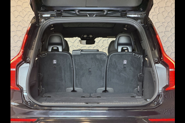 Volvo XC90 2.0 T8 456 PK PHEV AWD 7P BLACK EDITION PLUS LUCHTVERING SCHUIFDAK STOEL/STUUR.VERW ELEK.TREKHAAK HARMAN KARDON PANORAMA STANDKACHEL HEADUP ✅ Top Auto's Wijchen ,  Altijd een Ruim aanbod van Volvo's i  BUSINESS / CORE / BRIGHT / DARK / ULTRA DARK / PLUS DARK / BLACK EDITION  / ESSENTIAL / T6 / T8 ✅