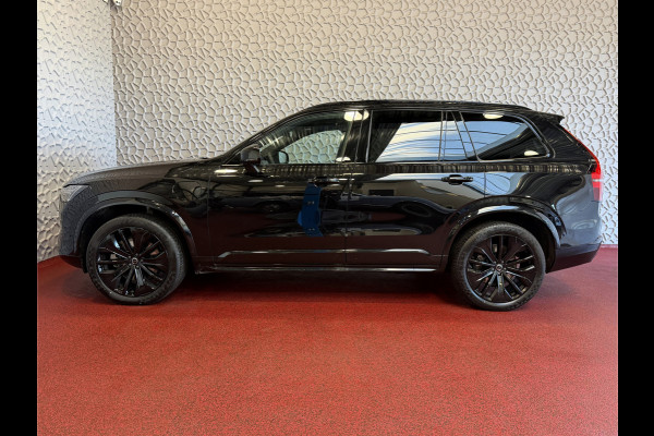 Volvo XC90 2.0 T8 456 PK PHEV AWD 7P BLACK EDITION PLUS LUCHTVERING SCHUIFDAK STOEL/STUUR.VERW ELEK.TREKHAAK HARMAN KARDON PANORAMA STANDKACHEL HEADUP ✅ Top Auto's Wijchen ,  Altijd een Ruim aanbod van Volvo's i  BUSINESS / CORE / BRIGHT / DARK / ULTRA DARK / PLUS DARK / BLACK EDITION  / ESSENTIAL / T6 / T8 ✅