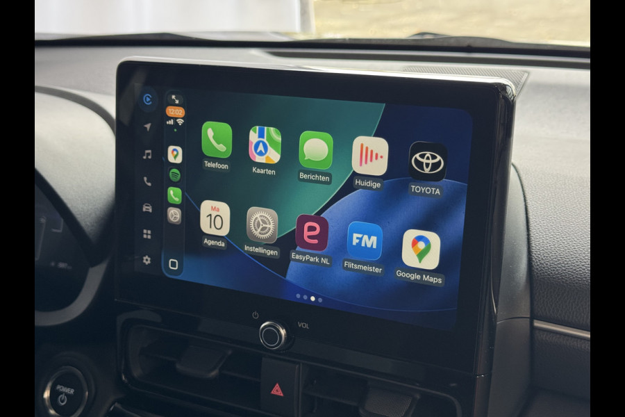 Toyota Yaris Cross 1.5 HYBRID DYNAMIC STOEL/STUUR VERW. 17''LMV P.SENSOR V+A KEYLESS CAMERA LED ZWARTE HEMEL MODEL 2025 ✅ Top Auto's Wijchen , Al 30 Jaar verkoop van Toyota , Type's Launch / Executive / Dynamic / First Edition / Business / Zowel Phev / Hev / Benzine / met fabrieksgarantie ✅