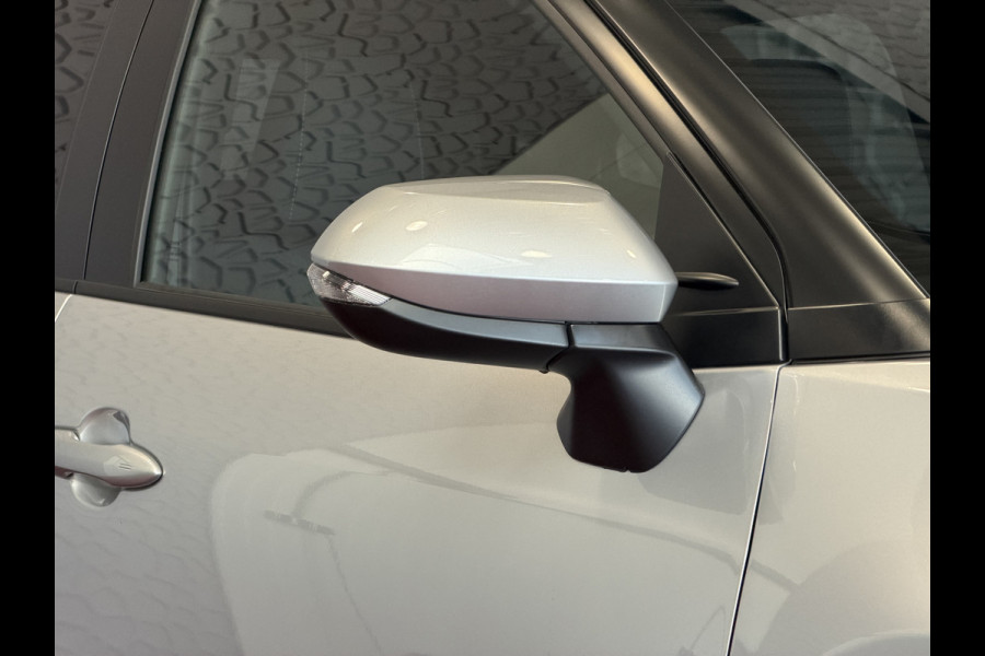 Toyota Yaris Cross 1.5 HYBRID DYNAMIC STOEL/STUUR VERW. 17''LMV P.SENSOR V+A KEYLESS CAMERA LED ZWARTE HEMEL MODEL 2025 ✅ Top Auto's Wijchen , Al 30 Jaar verkoop van Toyota , Type's Launch / Executive / Dynamic / First Edition / Business / Zowel Phev / Hev / Benzine / met fabrieksgarantie ✅