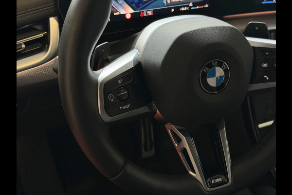 BMW X1 SDRIVE M-SPORT BIJNA NIEUW 6.863KM ! SHADOW LINE NAVI LED ELEK.KLEP CRUISE LEER/ALCANTARA CAMERA M-SPORT INTERIEUR / EXTERIEUR ✅ Top Auto's. Al 30 Jaar uw Bmw Specialist in ,  BMW M / M Sport / PHEV / HEV / Hybrid / Mhev / 25e / 30e / xDrive25e // xDrive30e / sDrive18i / sDrive20i / sDrive23i ✅