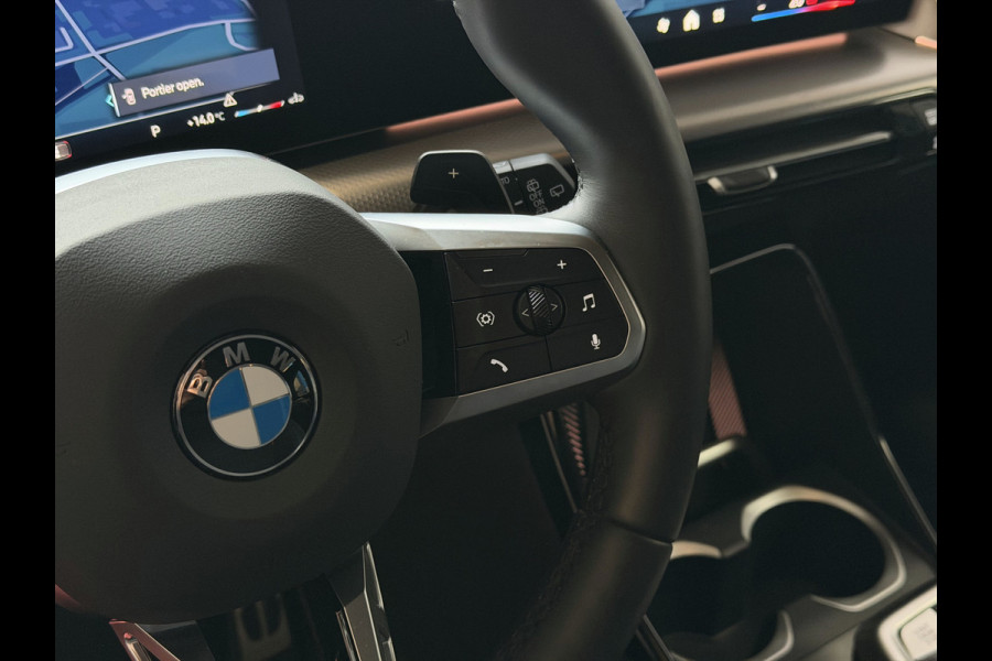 BMW X1 SDRIVE M-SPORT BIJNA NIEUW 6.863KM ! SHADOW LINE NAVI LED ELEK.KLEP CRUISE LEER/ALCANTARA CAMERA M-SPORT INTERIEUR / EXTERIEUR ✅ Top Auto's. Al 30 Jaar uw Bmw Specialist in ,  BMW M / M Sport / PHEV / HEV / Hybrid / Mhev / 25e / 30e / xDrive25e // xDrive30e / sDrive18i / sDrive20i / sDrive23i ✅