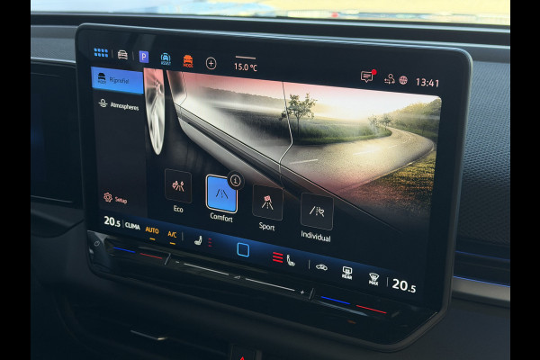 Volkswagen T-Roc 1.5 eTsi R-LINE EDITION BLACK STYLE 19''LMV IQ LED/GRIL/LOGO STOEL/STUUR.VERW ELEK.KLEP 2026