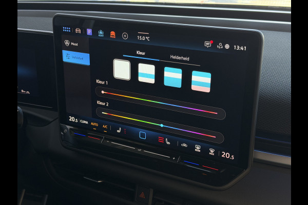 Volkswagen T-Roc 1.5 eTsi R-LINE EDITION BLACK STYLE 19''LMV IQ LED/GRIL/LOGO STOEL/STUUR.VERW ELEK.KLEP 2026