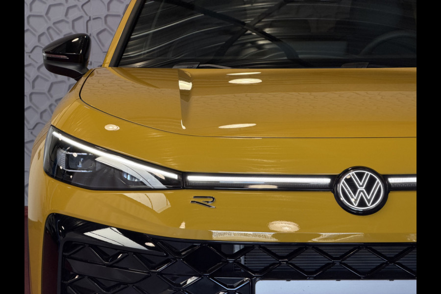 Volkswagen T-Roc 1.5 eTsi R-LINE EDITION BLACK STYLE 19''LMV IQ LED/GRIL/LOGO STOEL/STUUR.VERW ELEK.KLEP 2026