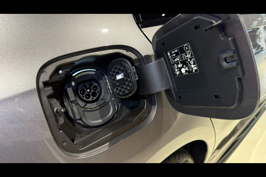 Mercedes-Benz A-Klasse 250 e Edition|Pano|Night Pack|Sfeer|Camera|BTW