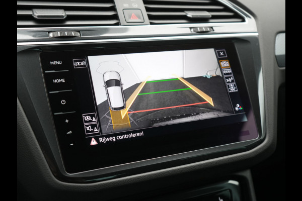 Volkswagen Tiguan 1.4 TSI eHybrid Elegance PHEV 245pk | Panodak | Camera | IQ Light | Adaptive Cruise | Alcantara Sportstoelen Verwarmd | Apple Carplay | Sfeerverlichting | Stuur Verwarmd | Navigatie | Virtual | DAB | Plug In Hybrid