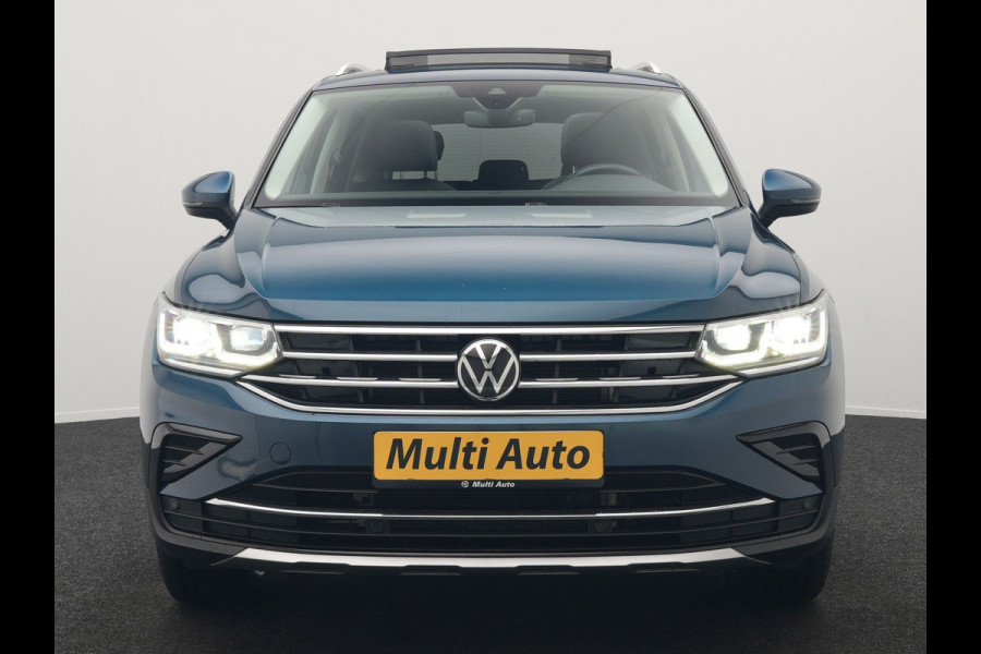 Volkswagen Tiguan 1.4 TSI eHybrid Elegance PHEV 245pk | Panodak | Camera | IQ Light | Adaptive Cruise | Alcantara Sportstoelen Verwarmd | Apple Carplay | Sfeerverlichting | Stuur Verwarmd | Navigatie | Virtual | DAB | Plug In Hybrid