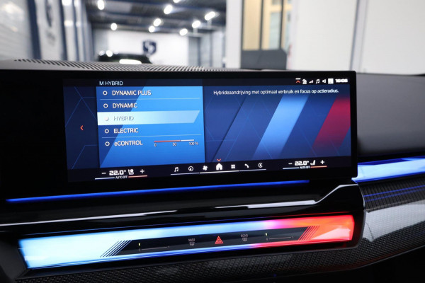 BMW 5 Serie Touring M5 727+PK BTW/AKRAPOVIC/CARBON M-PERFORMANCE/21" LMV/BOWERS & WILKINS/PANO/HUD/ACC/ECC/FABRIEKSGARANTIE!
