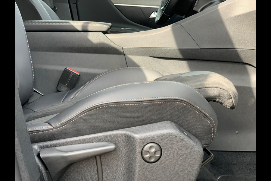 Peugeot 3008 1.6 HYbrid 225 GT Pack Business |Leder|Focal|360|Carplay|Memory|PDC|ACC|Side assist|Lane| PRIJS INC BTW € 17.770