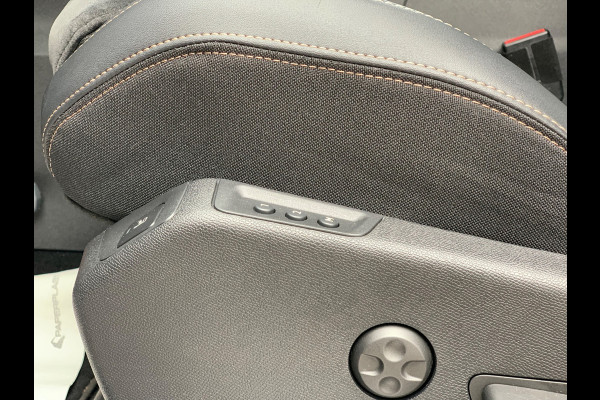 Peugeot 3008 1.6 HYbrid 225 GT Pack Business |Leder|Focal|360|Carplay|Memory|PDC|ACC|Side assist|Lane| PRIJS INC BTW € 17.770